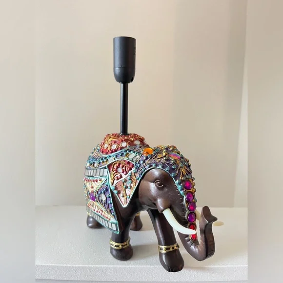 Decorative Elephant Lamp - Picture 4 of 7